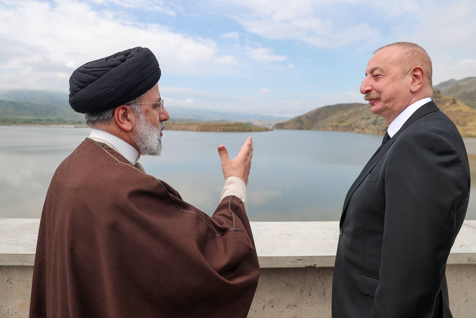 Президенты Ирана и Азербайджана на открытии плотины