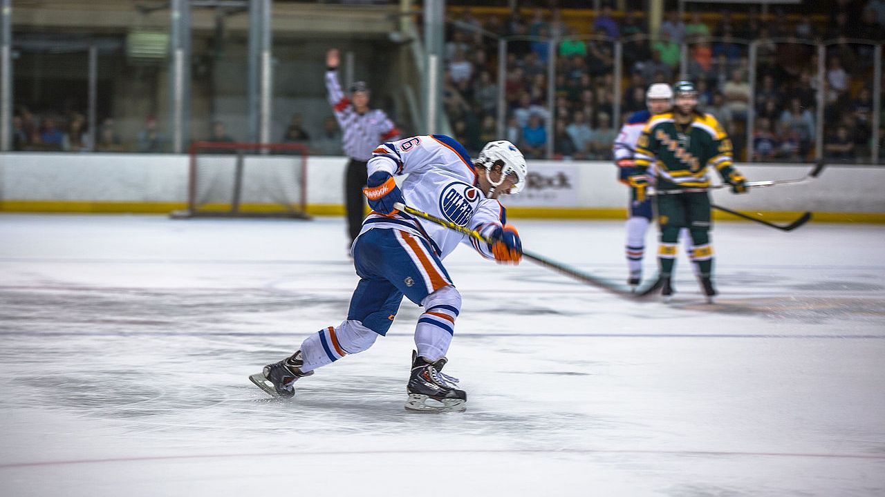 Edmonton Oilers Rookies vs UofA Golden Bears