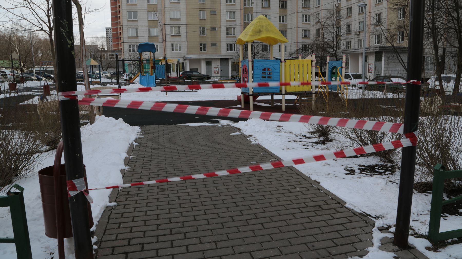 2020 Москва коронавирус закрыта детская площадка