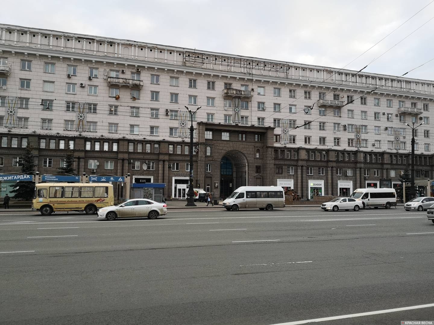 Челябинск, площадь Революции