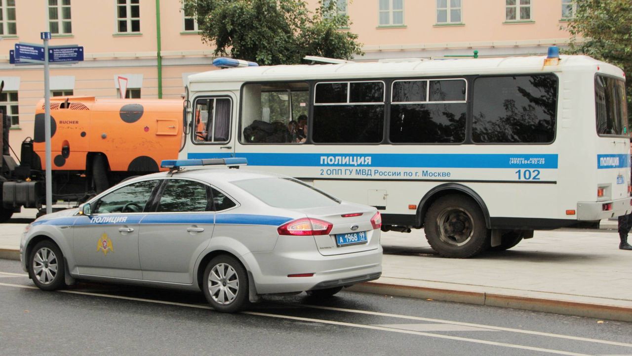 Полиция