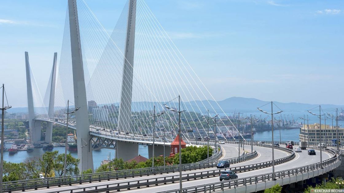 Золотой мост. Владивосток, Россия.