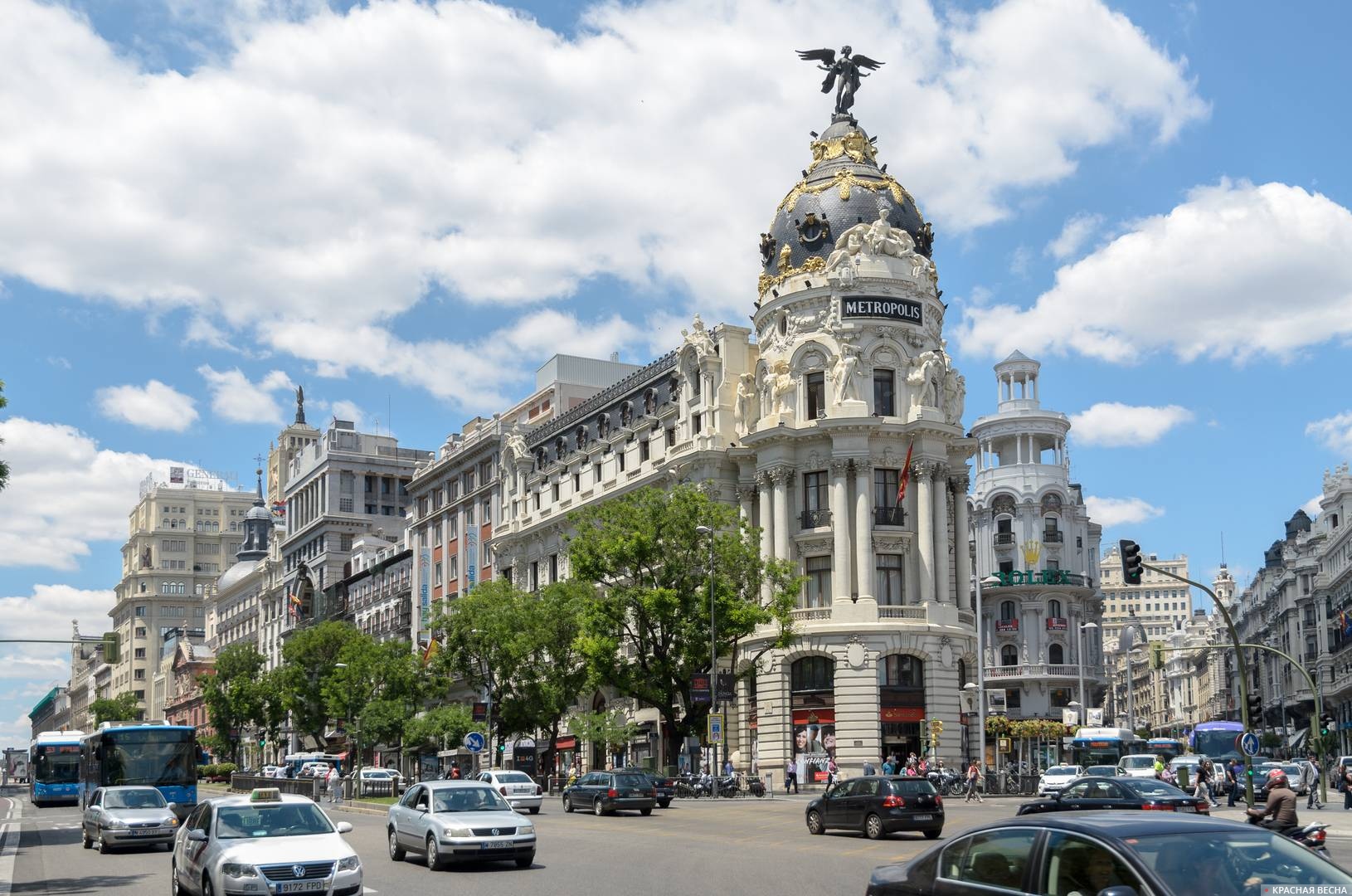 Здание «Метрополис», Мадрид, Испания