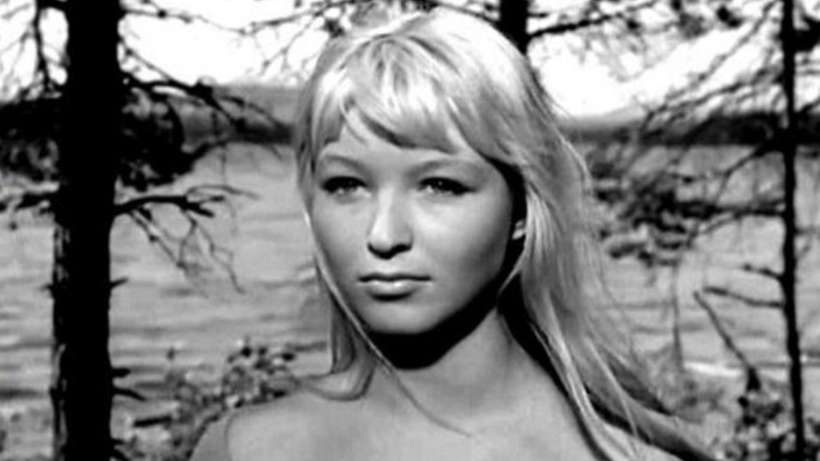 Марина Влади в фильме «Колдунья». Реж. Андре Мишель, 1955-1956. Франция, Швеция