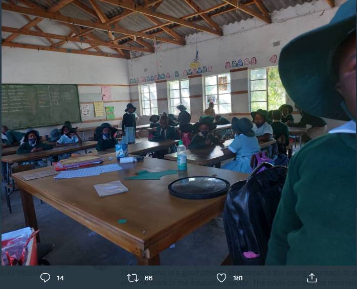 Школа в Зимбабве