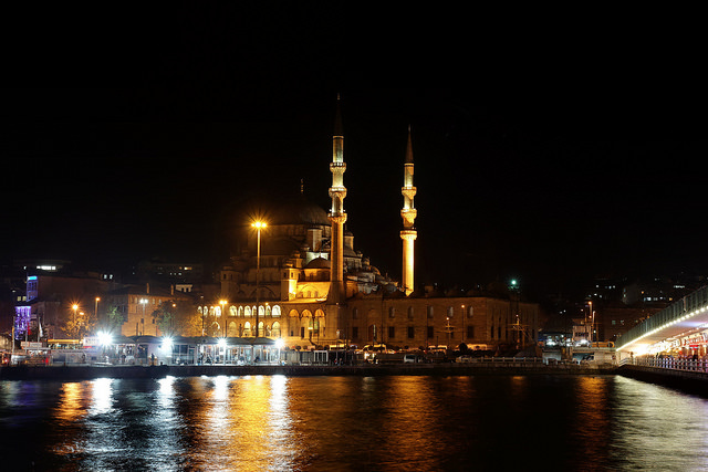 Новая мечеть, Стамбул, Турция [(cc)Alexxx Malev]