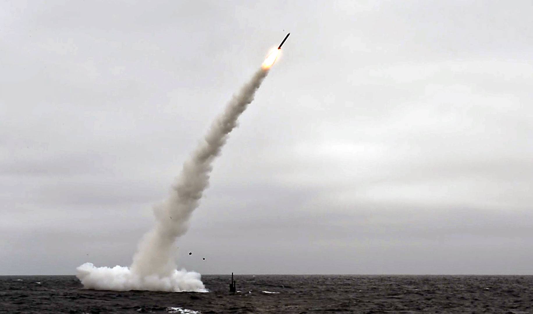 Подводная лодка Annapolis демонстрирует ударные возможности ВМС США в Тихом океане