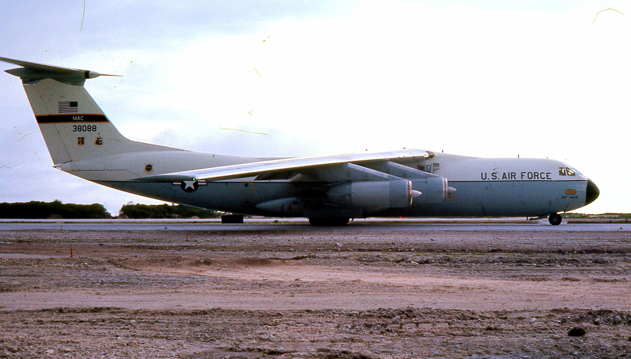 Авиабаза Диего-Гарсия