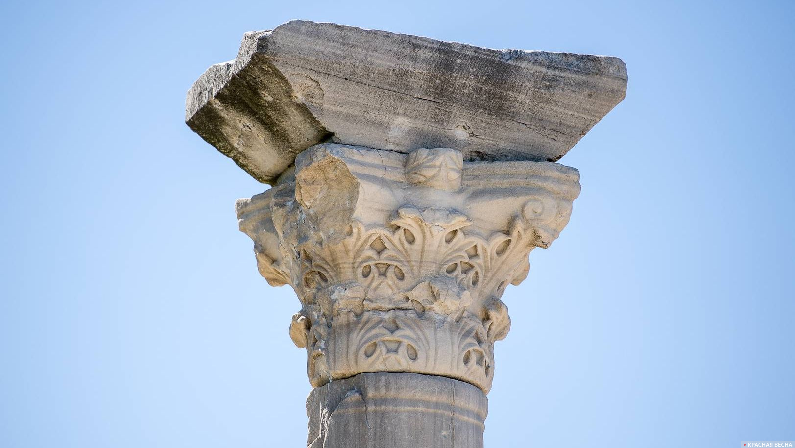 Древнегреческая колонна. Херсонес. Крым
