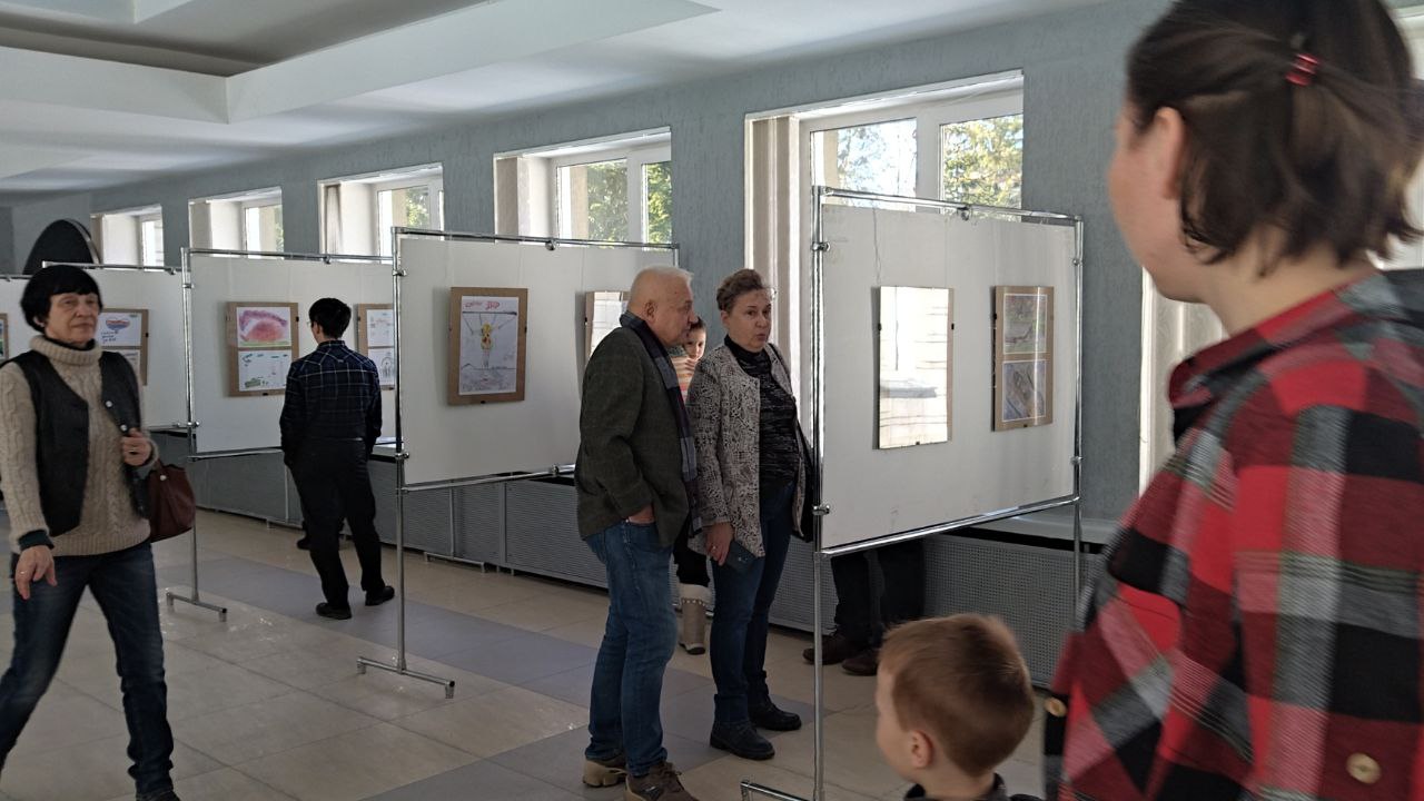 Выставка «Донбасс. Дети и война»