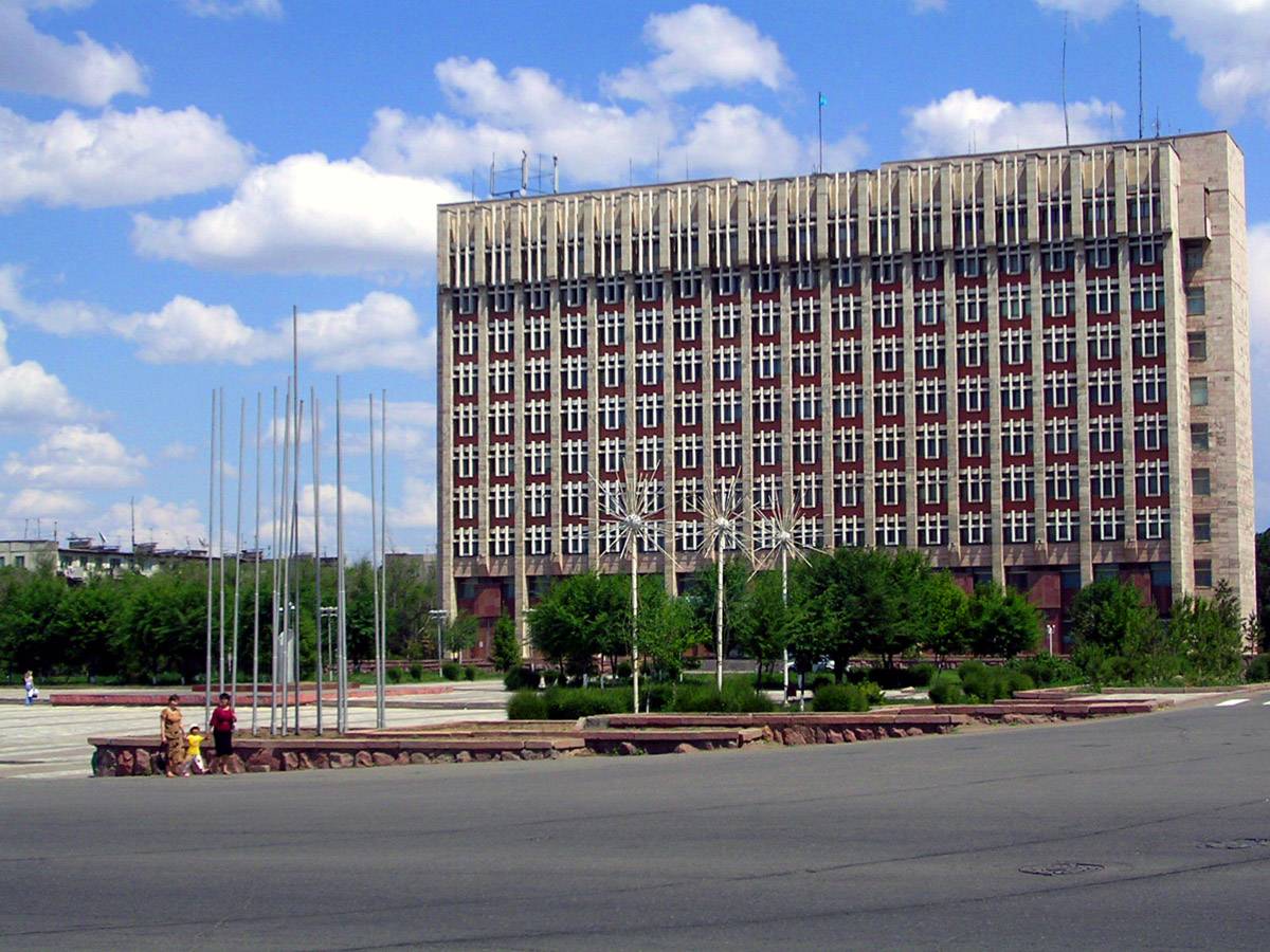 Здание мэрии города Джезказган