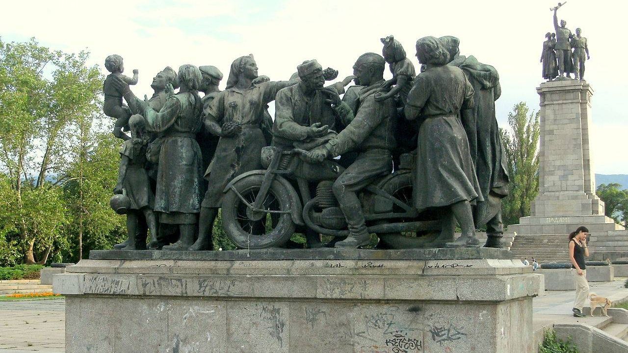 Монумент Советской армии в Софии