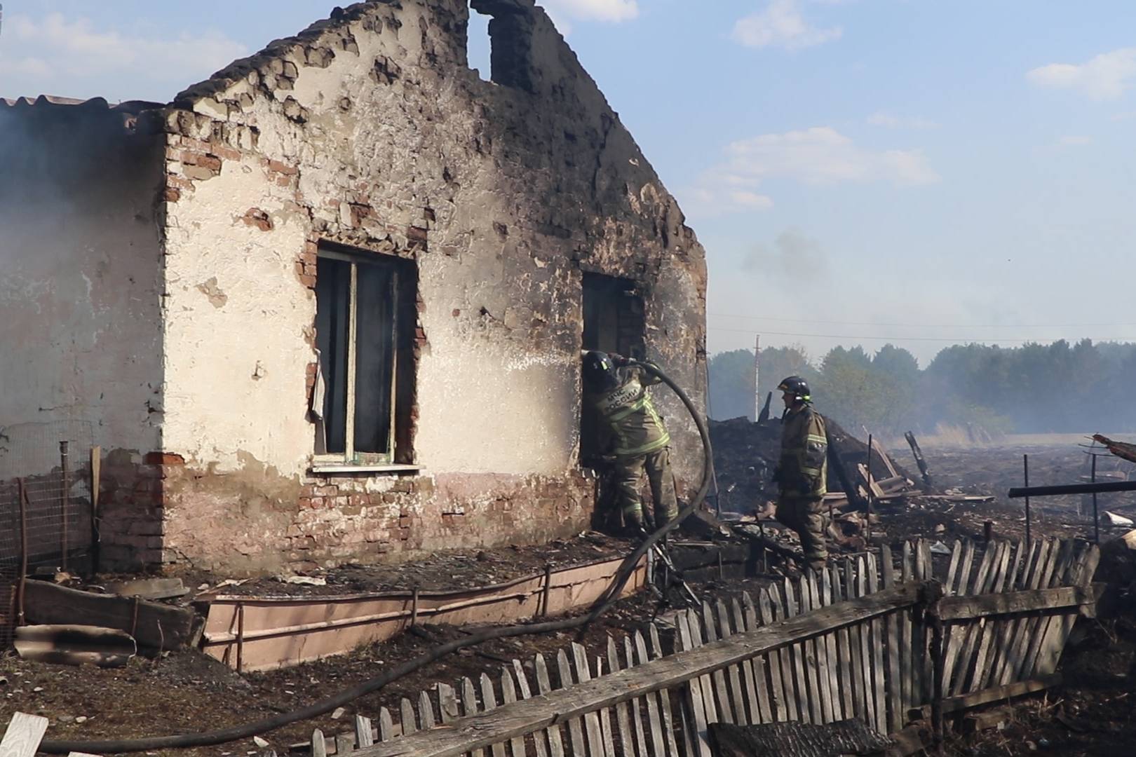 На месте пожара в Кемеровской области