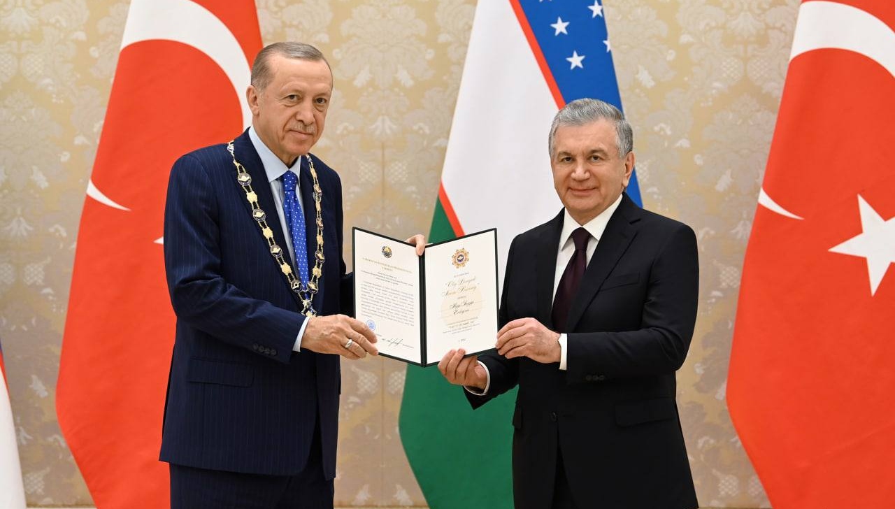 Вручение ордена «Олий Даражали Имом Бухорий» президенту Турции Реджепу Эрдогану 