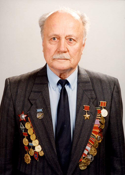 Герой Советского Союза Василий Петрович Колошенко