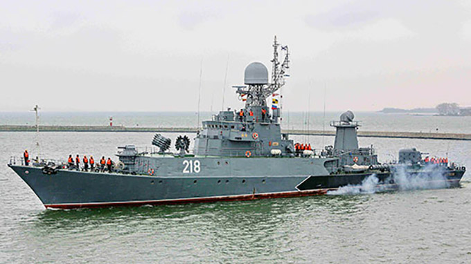 Малые противолодочные корабли Балтийского флота отработали задачи по уничтожению подводной лодки условного противника