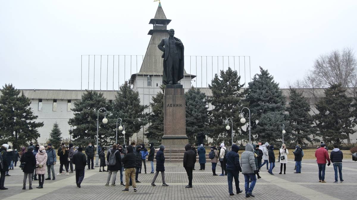 Астрахань, площадь Ленина. Акция в поддержку Навального 30 января 2021 г. 