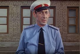 «Граждане, кто хочет поработать?»