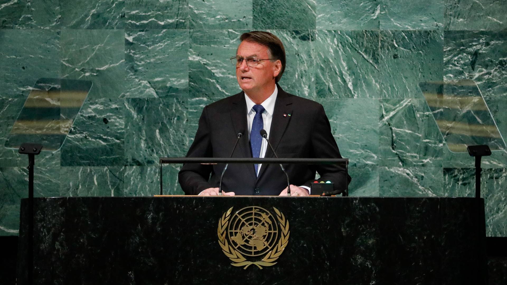 Жаир Болсонару (архивная фотография)