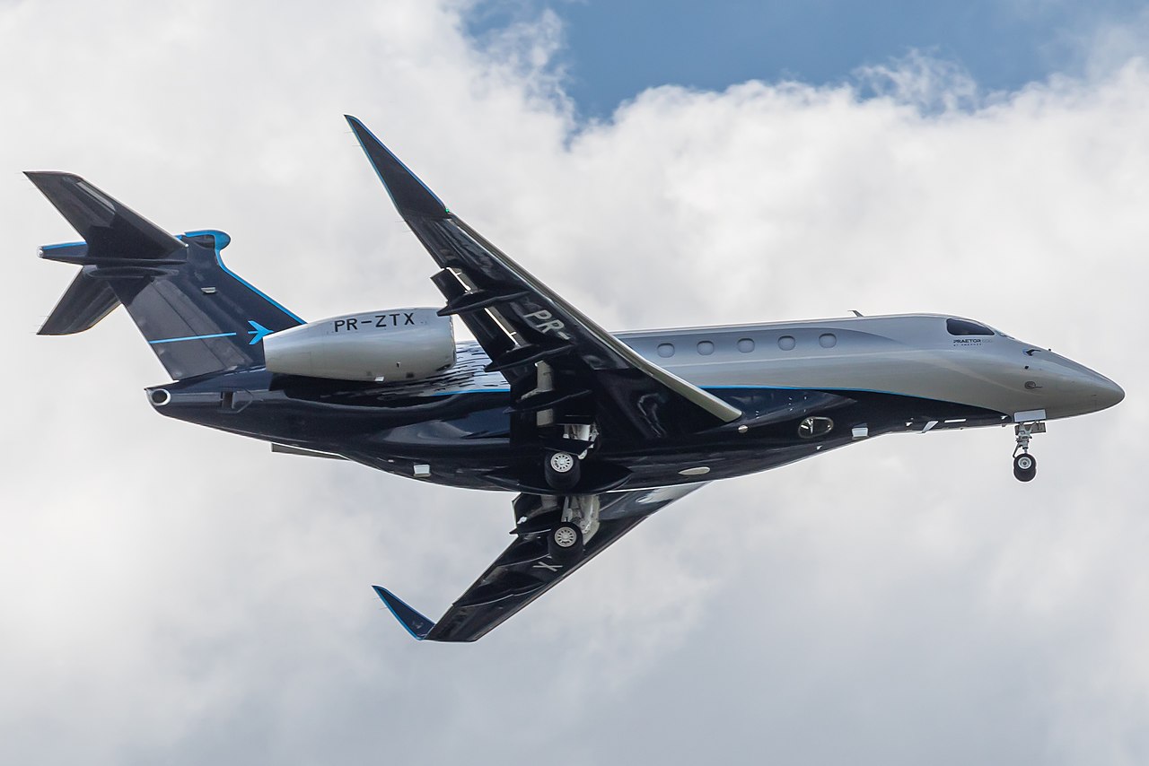 Бразильский самолет Embraer Praetor 600