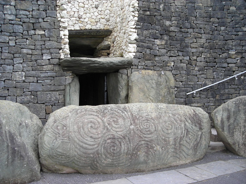 Гробница Ньюгрейндж (Ирландия)