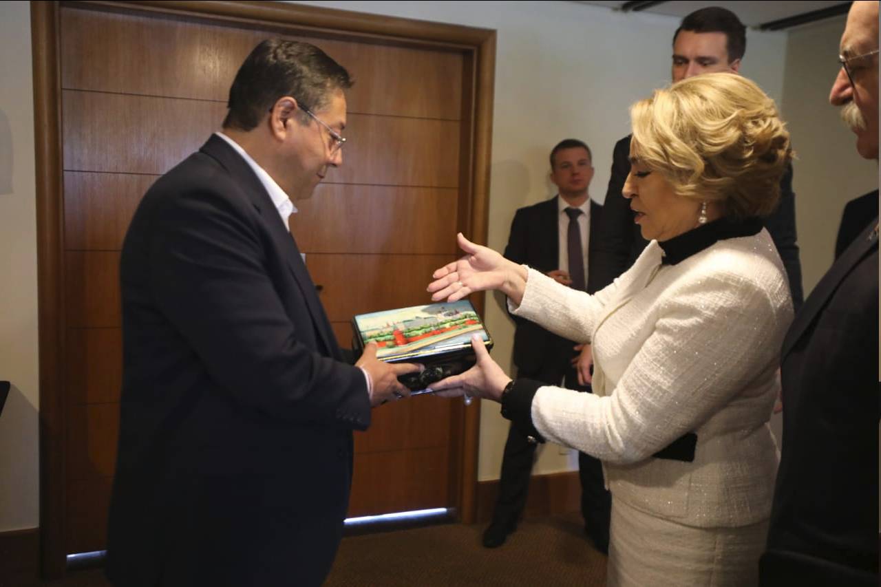 Президент Боливии Луис Арсе и председатель Совфеда РФ Валентина Матвиенко