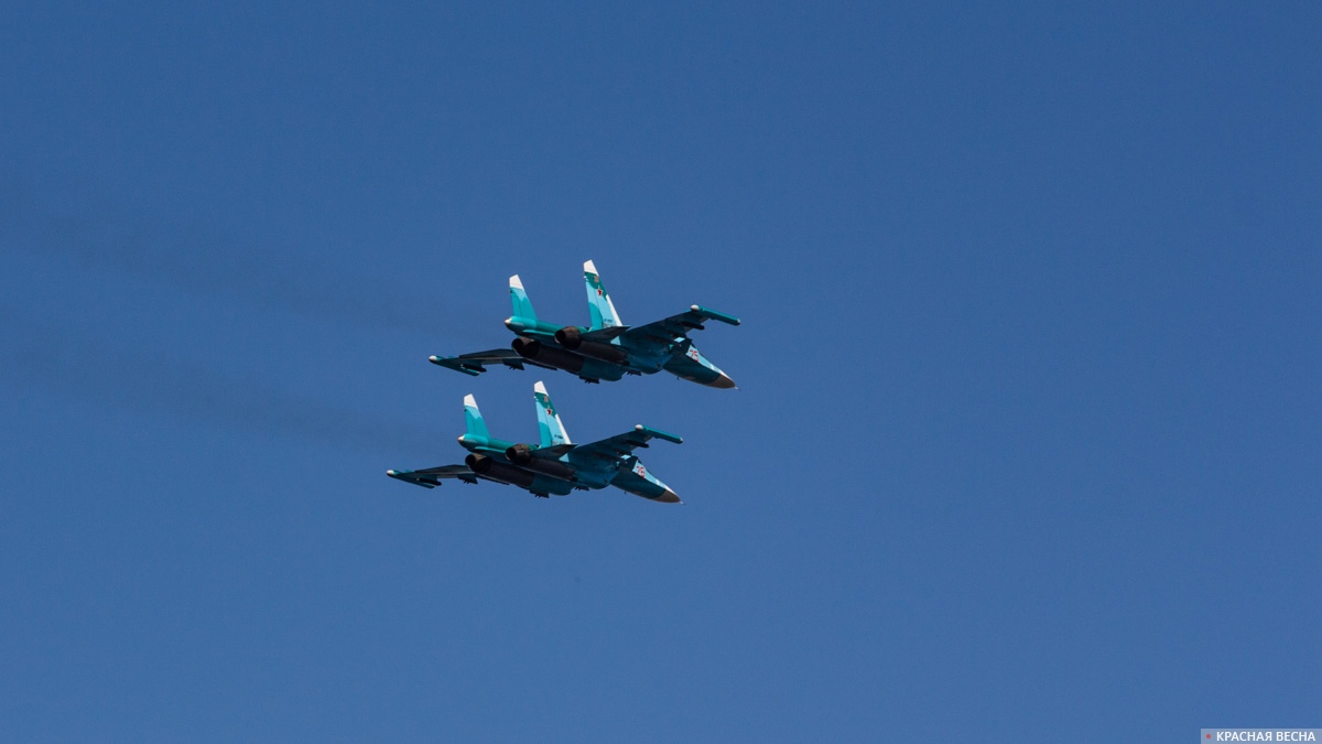 Самолеты Су-34