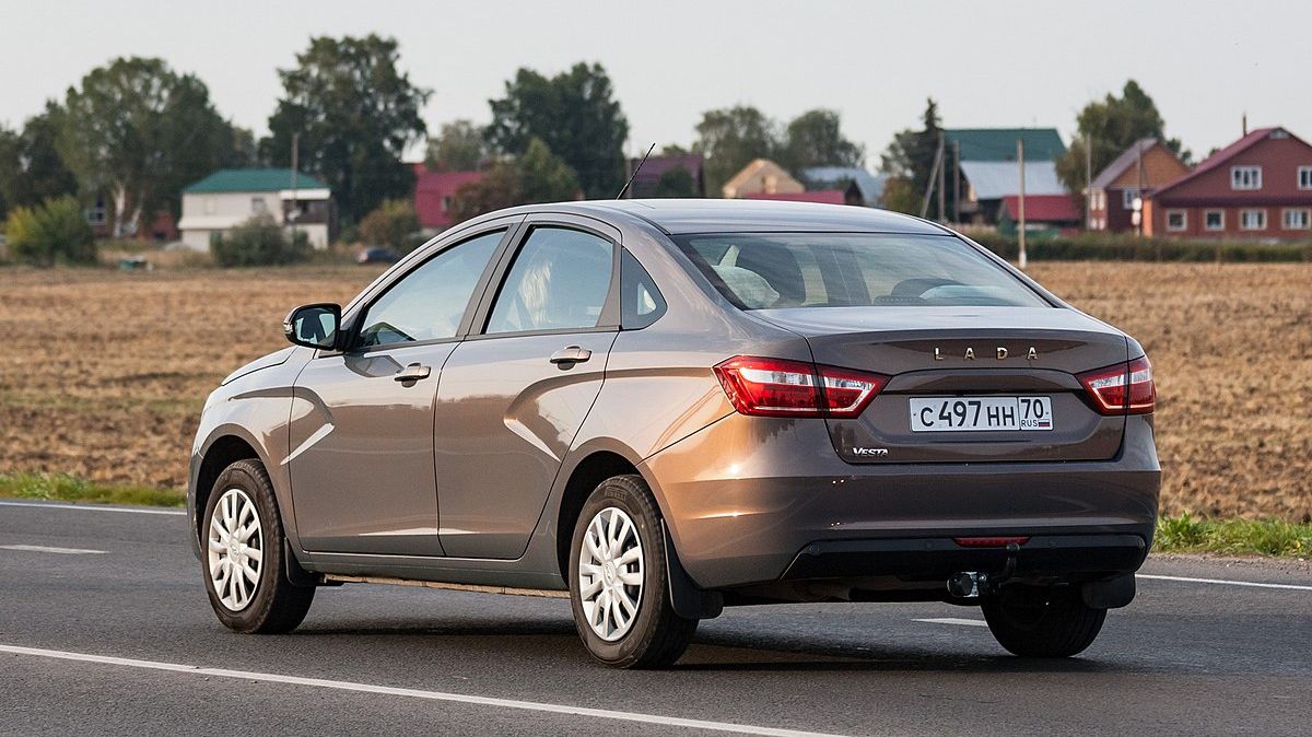 381 автомобиль LADA Vesta попал под отзыв | ИА Красная Весна