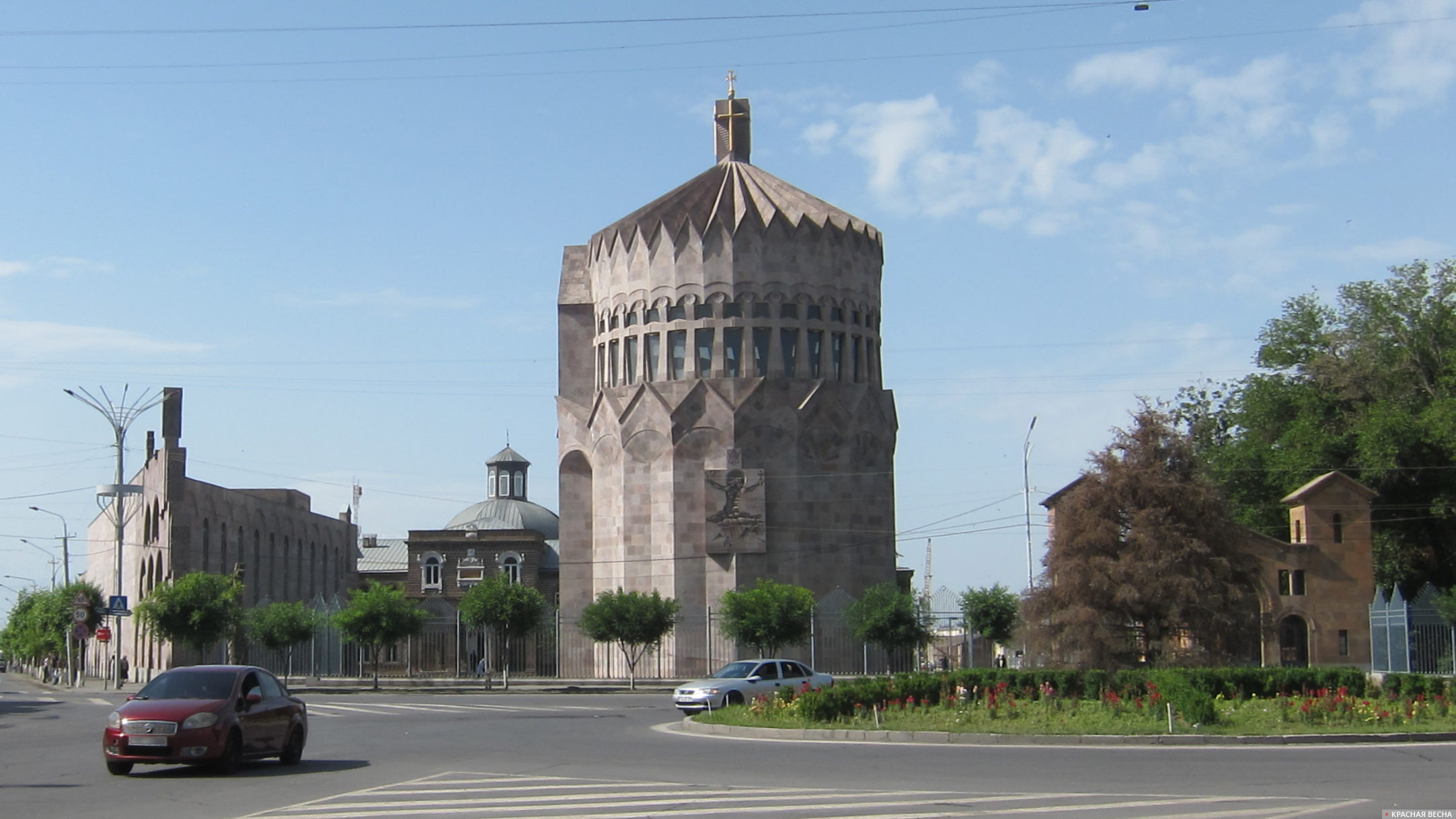 Церковь Святых Архангелов. Эчмиадзин