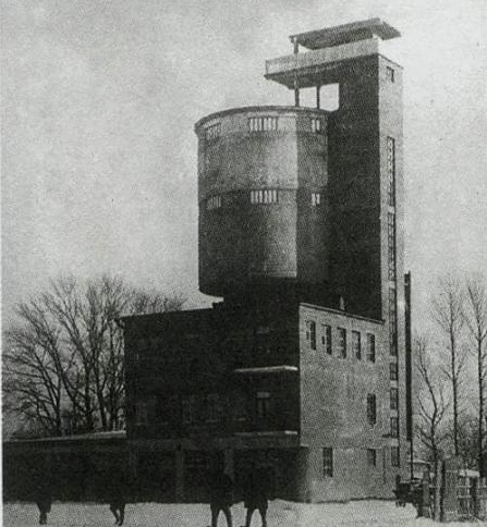 водонапорная башня с пожарным депо шерстомойной фабрики № 1 имени В. И. Ленина. Невинномысск