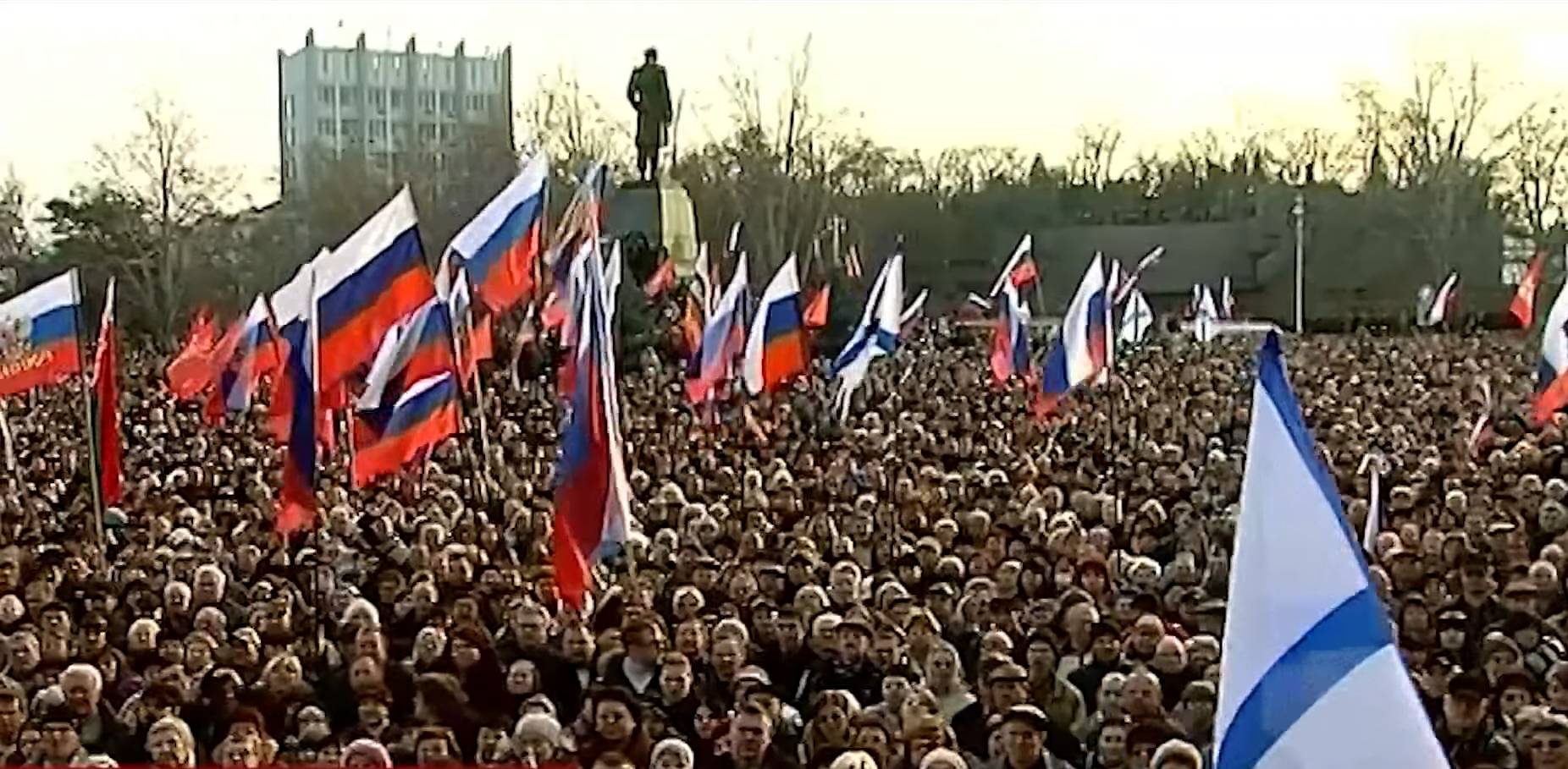 Митинг Народной воли после госпереворота в Киеве. Севастополь. 23 февраля 2014 года