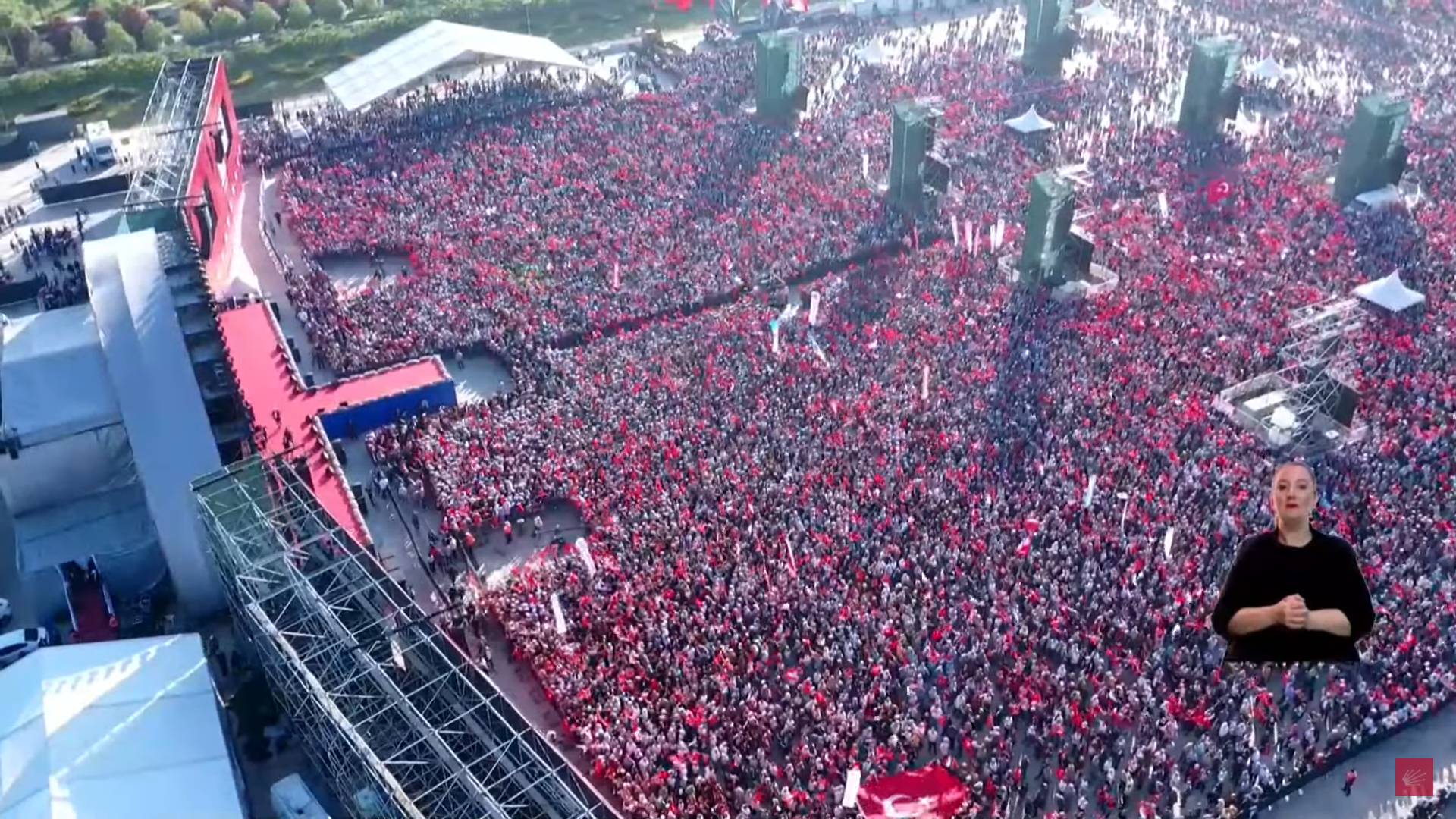 Цитата из видео «MİLLETİN SESİ MİTİNGİ - İSTANBUL 21/05/2022» пользователя уoutube «CHP - Cumhuriyet Halk Partisi»