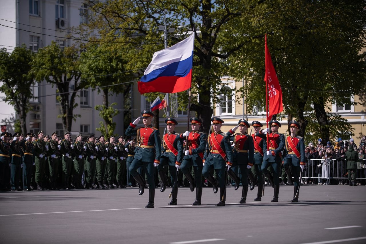Военный парад в Смоленске в честь Дня Победы 9 мая 2023 года.