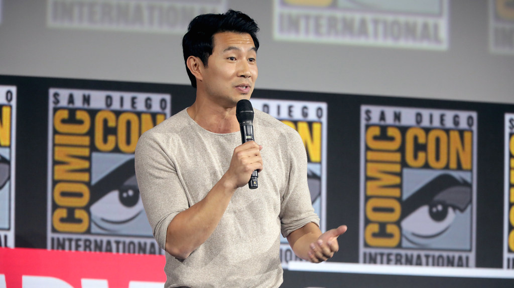 Симу Лю на San Diego Comic-Con в 2019 году