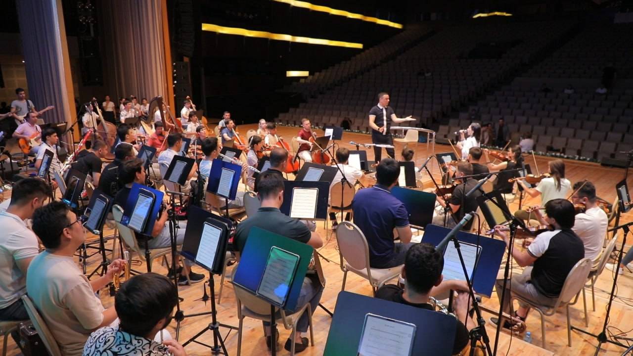 Государственный симфонический оркестр Узбекистана в Баку