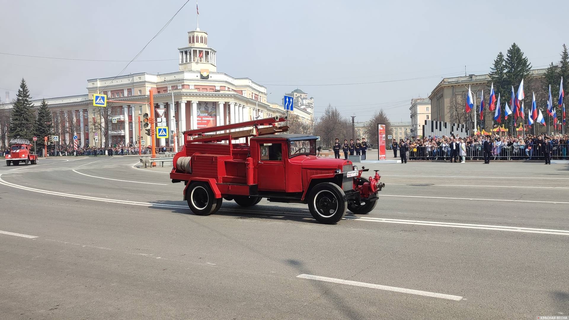Пожарная машина на базе автомобиля ГАЗ-АА. Кемерово 9 мая 2023 года
