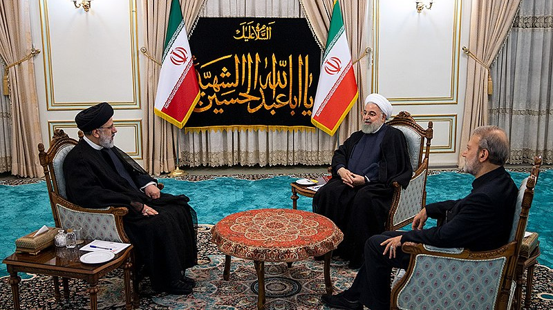 Трехсторонняя встреча 7-го главы правительства Ирана Хасана Рухани, 7-го главы судебной системы Сейеда Эбрахима Раиси и 22-го спикера парламента Али Лариджани