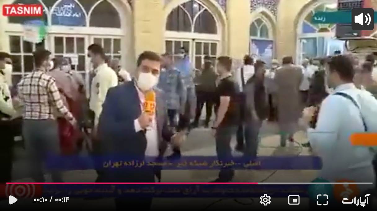 Голосование в мечети в Тегеране