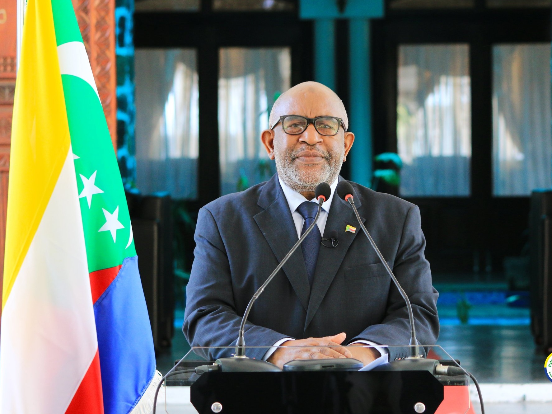 Президент коморских островов Азали Ассумани
