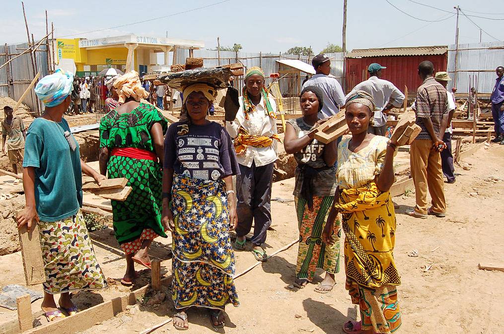 Женщины в Бурунди