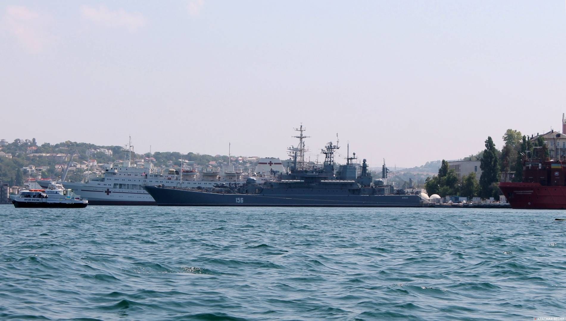 Севастополь. Военные корабли