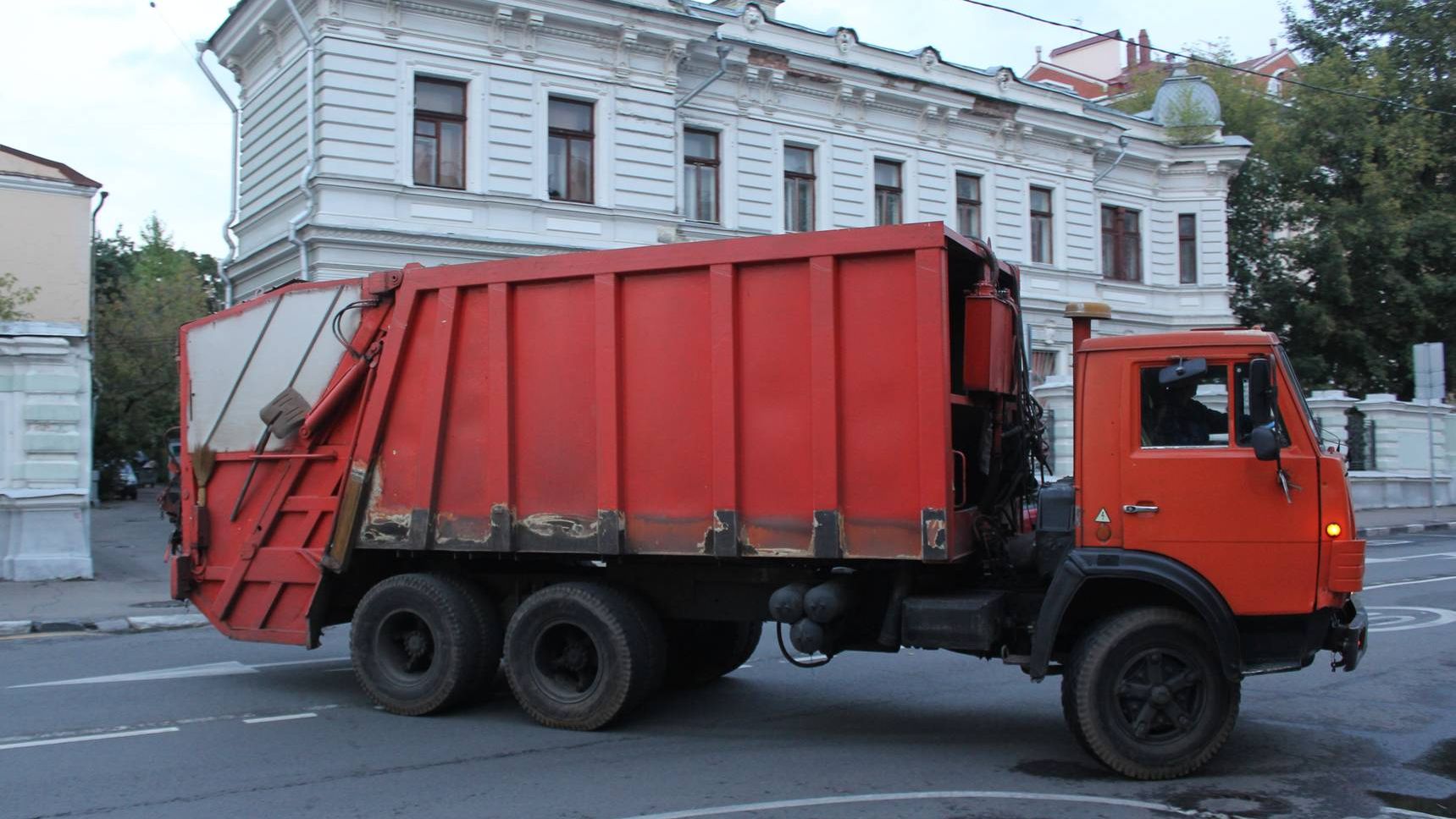 Хартия» отдает вывоз мусора всей Ярославской области на субподряд | ИА  Красная Весна