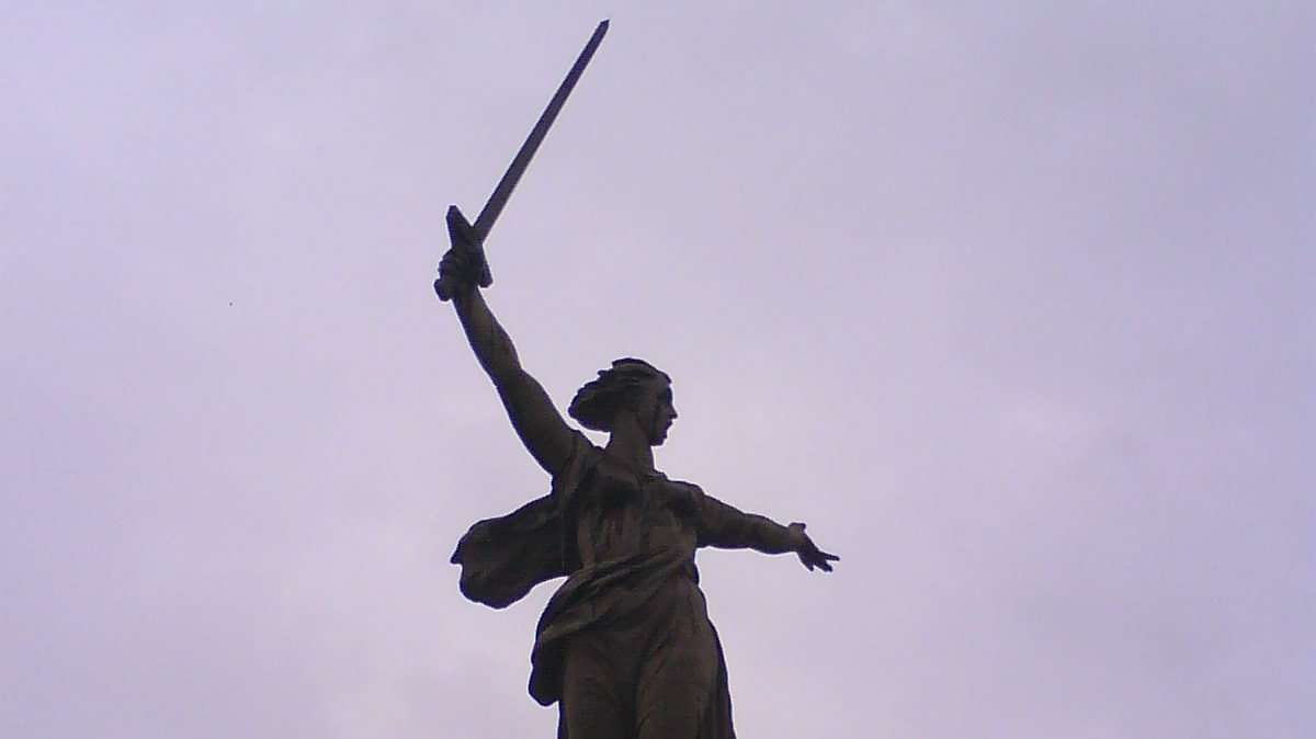 Россия Волгоград статуя Родина Мать