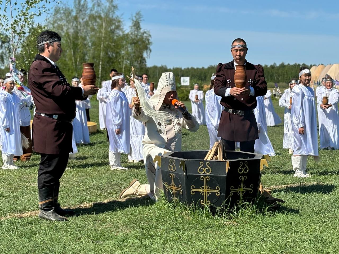 Открытие молодежного фестиваля в Якутии