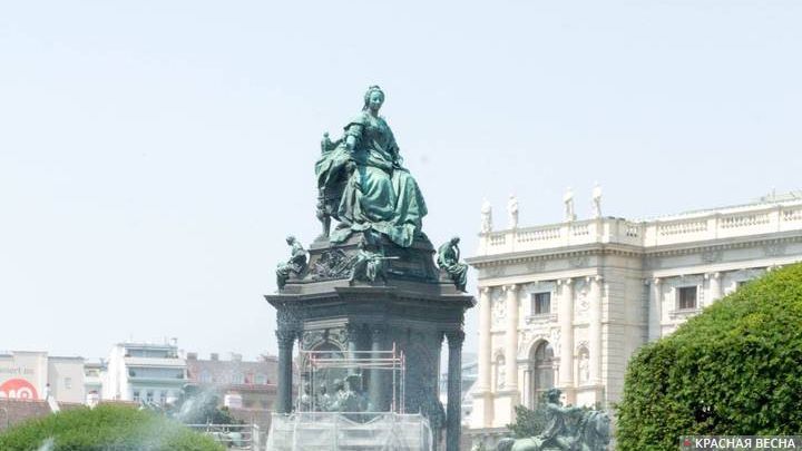 Памятник Марии-Терезии. Вена. Австрия.