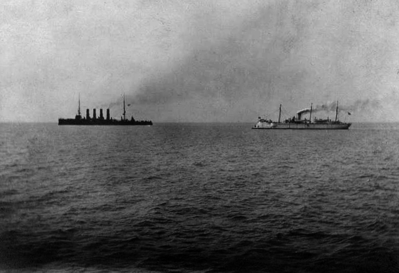«Варяг» и «Кореец» идут в бой. 9 февраля 1904