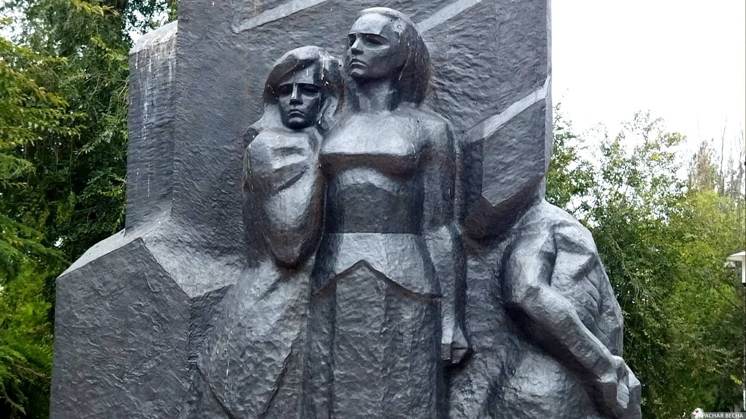 Памятник борцам, павшим за установление советской власти. Евпатория, Крым