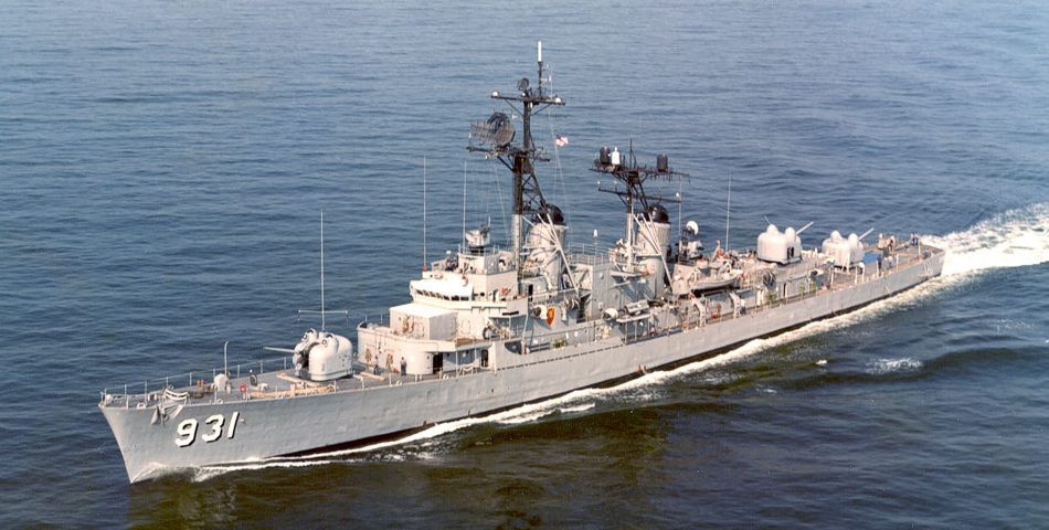 Миноносец USS Forrest Sherman