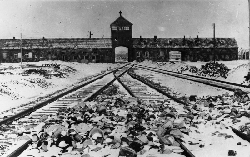 Освенцим после освобождения. 1945