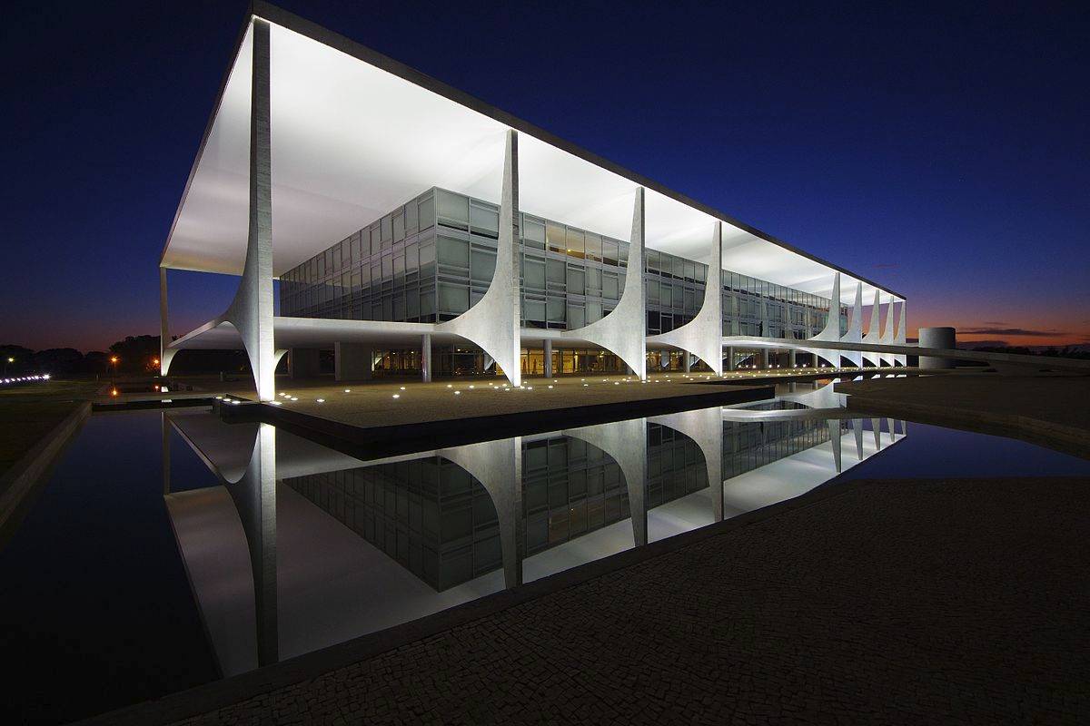 Дворец Планалту в Бразилиа — резиденция президента страны
